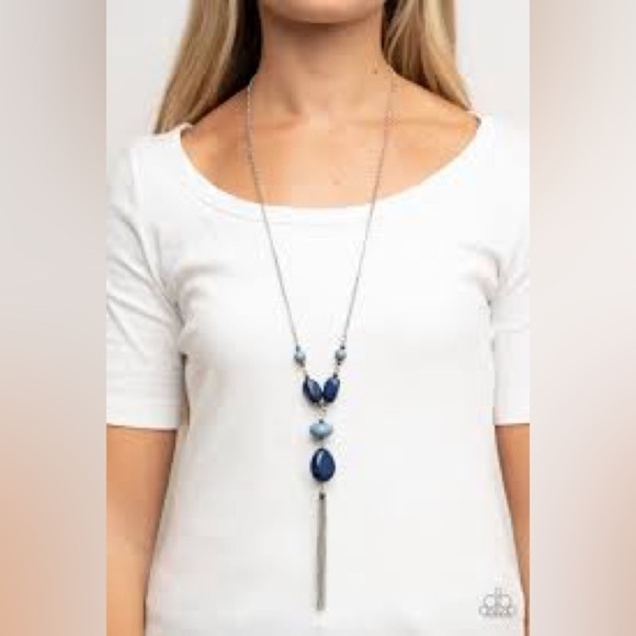 Paparazzi Heavenly Harmony Necklace and Earrings - Picture 1 of 4